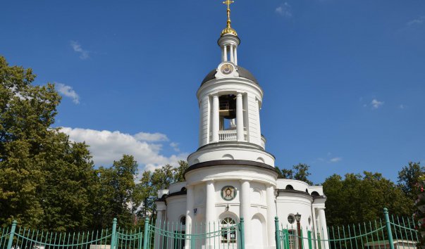 Храм Влахернской иконы Божией Матери при усадьбе Влахернское-Кузьминки