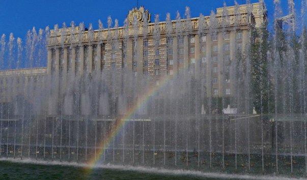 Комплекс фонтанов на Московской площади