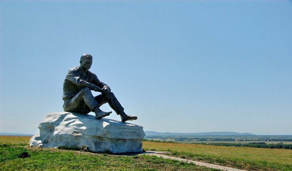 Памятник Шукшину В.М.