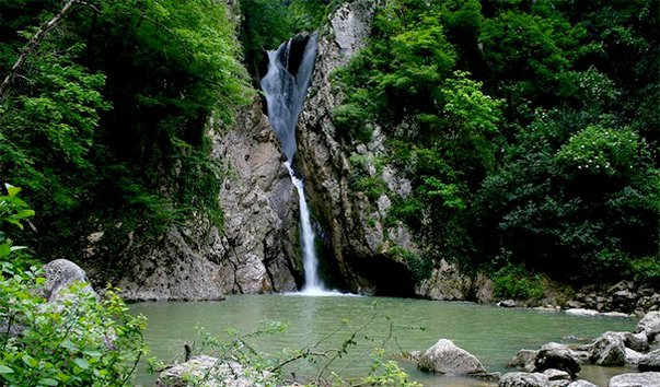 Самшитовые водопады