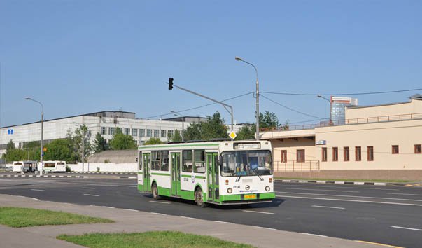 Улица Авиаконструктора Сухого