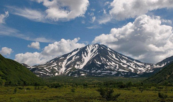 Вулкан  Бакенинг